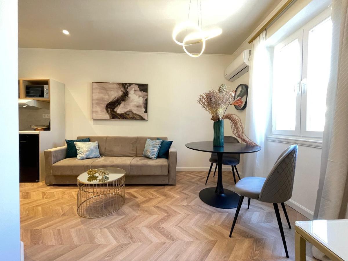 Apartment Piazza San Rocco *