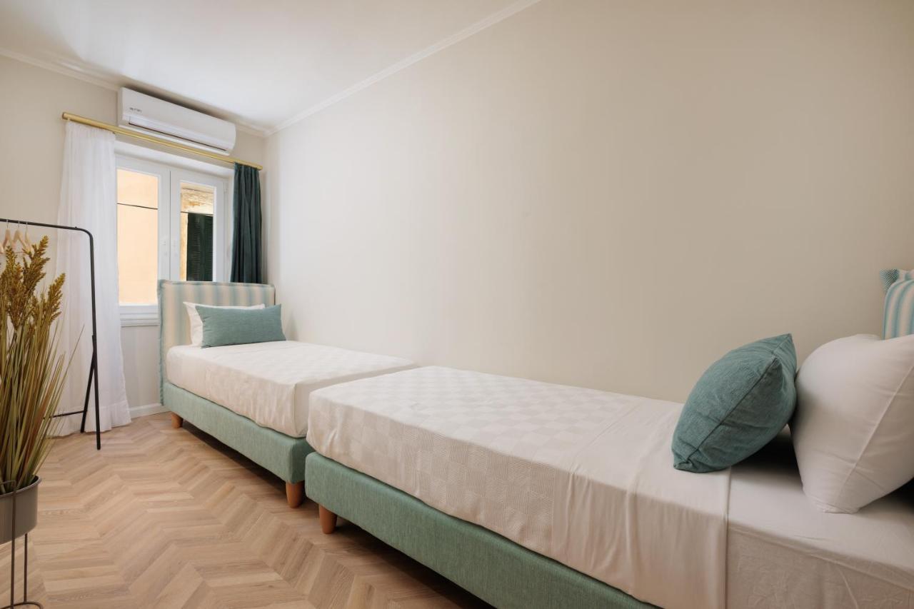 Apartment Piazza San Rocco Corfu (city)